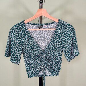 H&M Green V-neck Crop Top with White Flowers - Women's Size XS